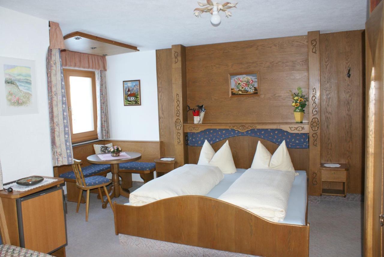 Haus Bergfrieden Hotel Bach  Cameră foto